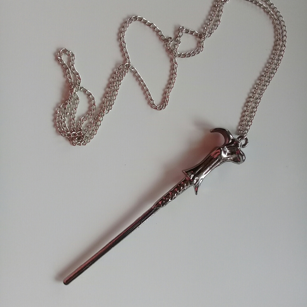 Harry potter characters magic wand necklace - Picture 1 of 6
